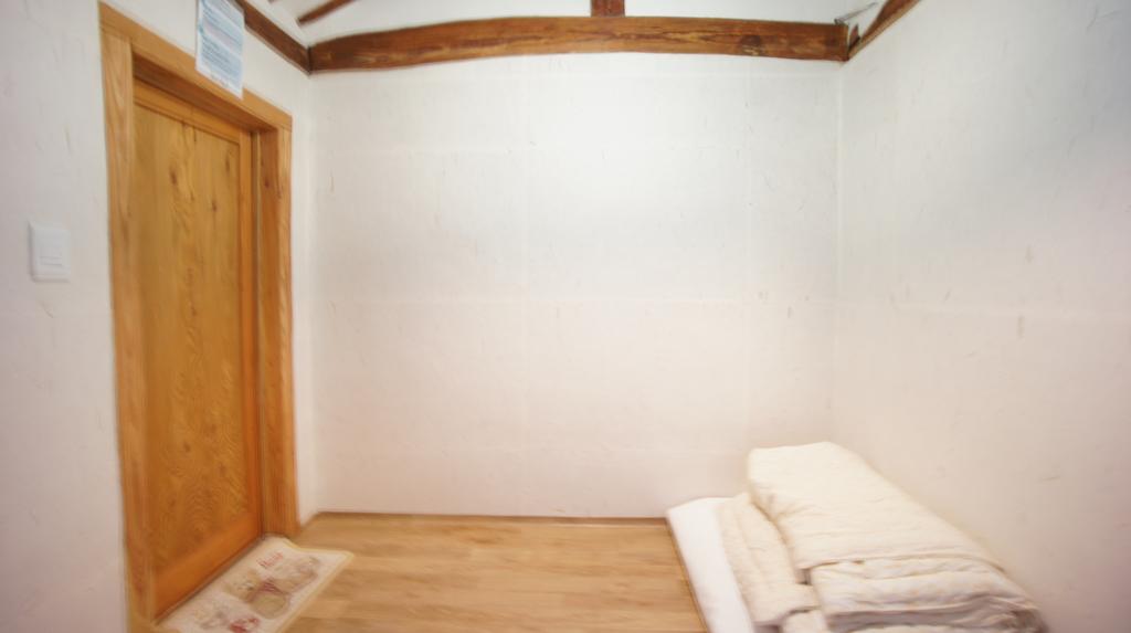 1928 Suimmaru Hanok Guesthouse Jeonju Pokój zdjęcie