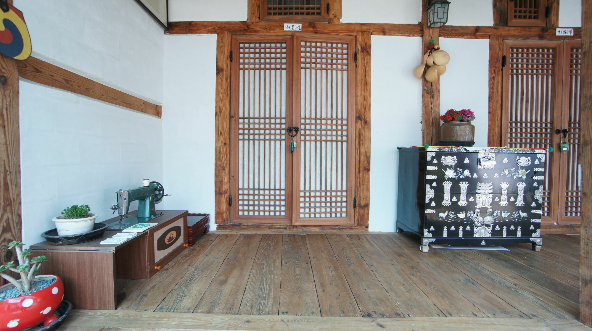 1928 Suimmaru Hanok Guesthouse Jeonju Zewnętrze zdjęcie